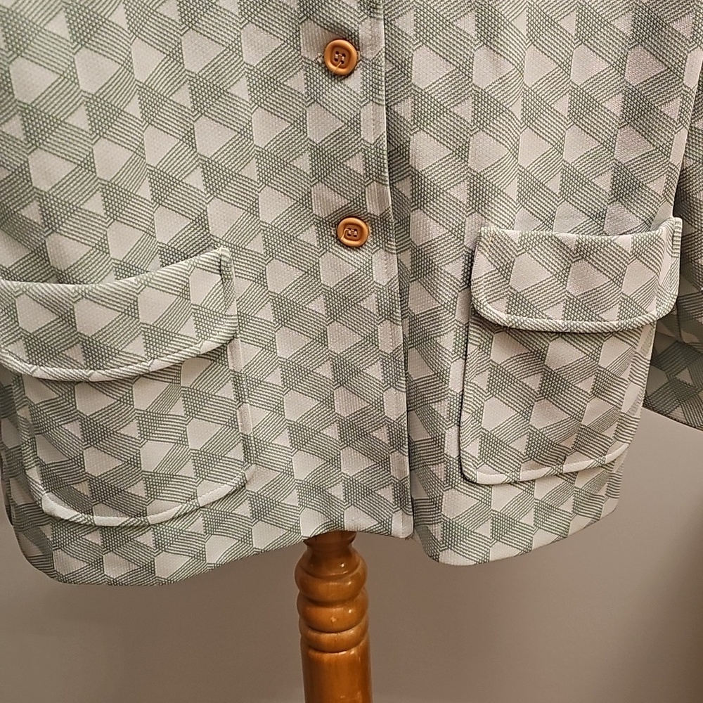 Women’s Light Green Patterned Button-Up Jacket - Picture 4 of 6